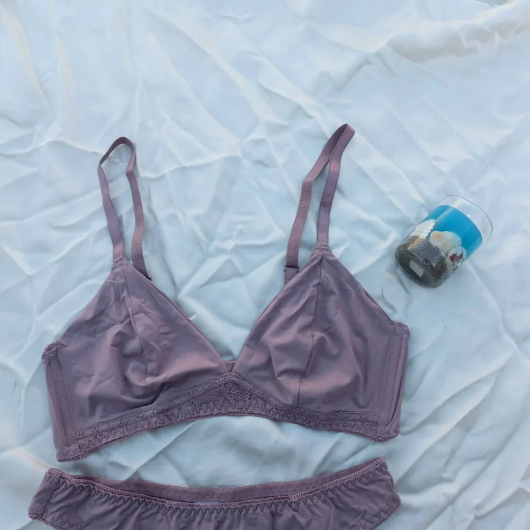 Very Soft & Smooth Non Padded Bra & Thongs Set