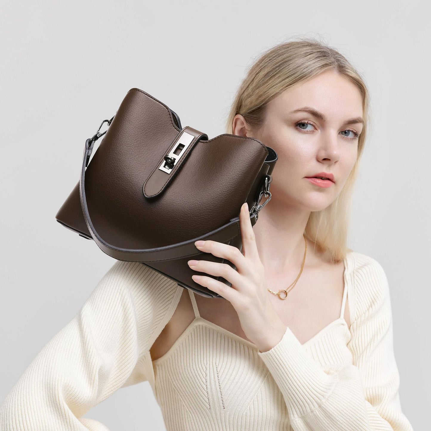 Elegant Hobo Handbag