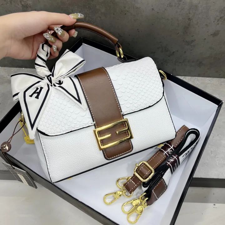 Stylish Two-Tone Shoulder Bag
