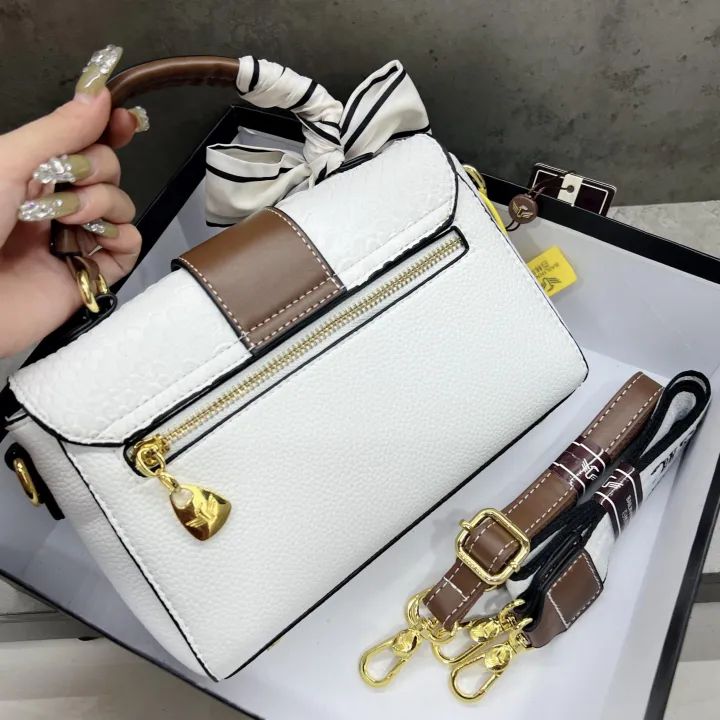 Stylish Two-Tone Shoulder Bag