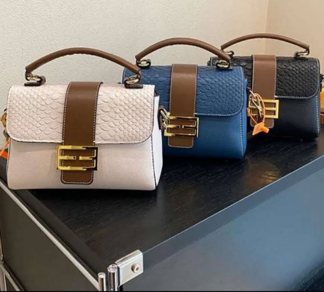 Stylish Two-Tone Shoulder Bag