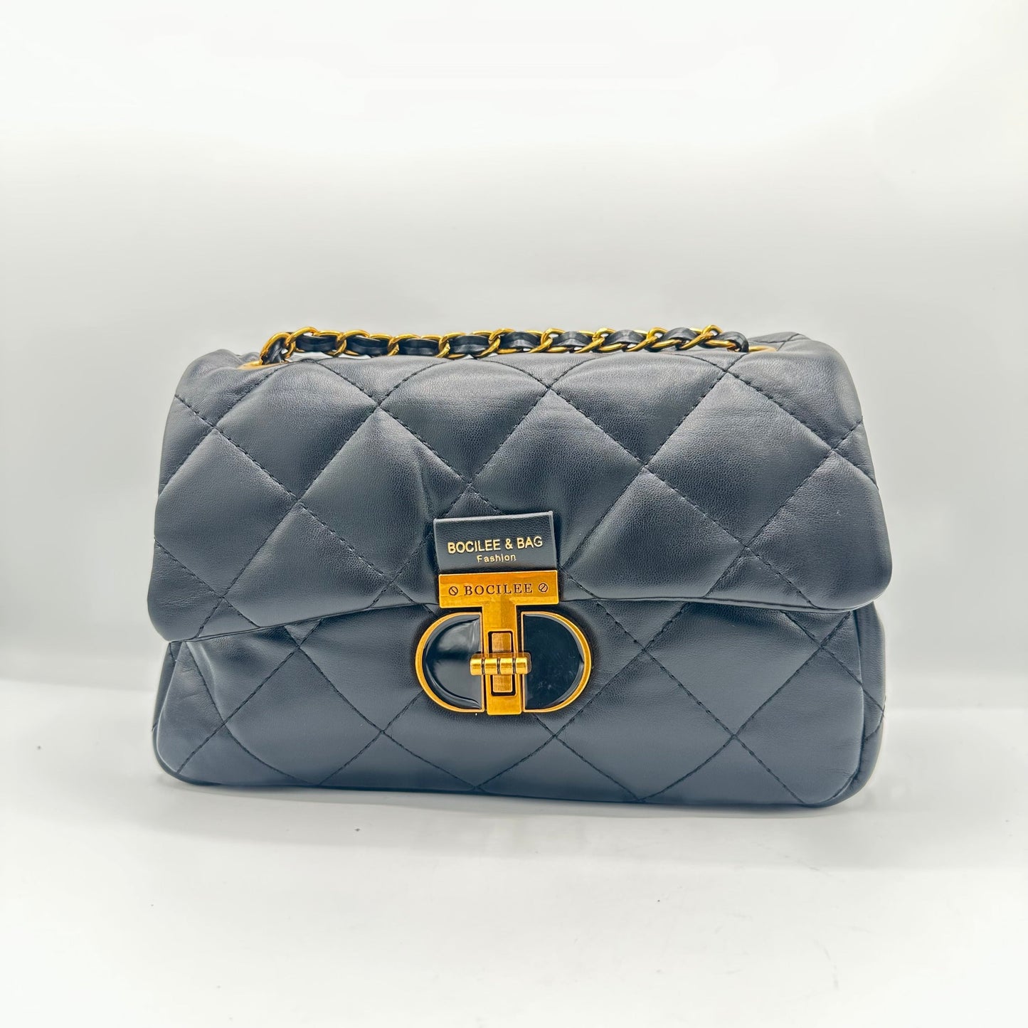 Chic Designer Style Bag