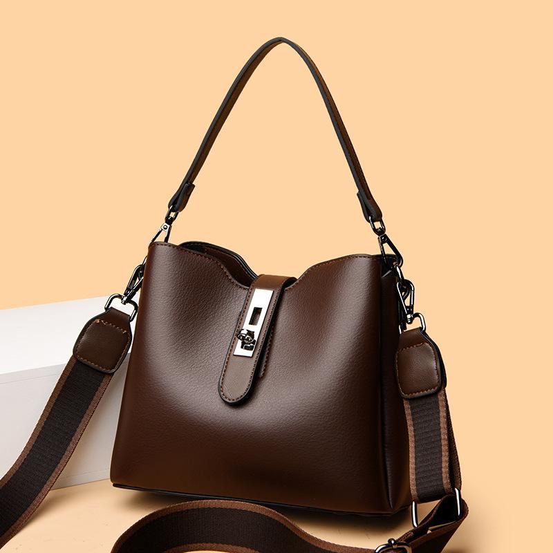 Elegant Hobo Handbag