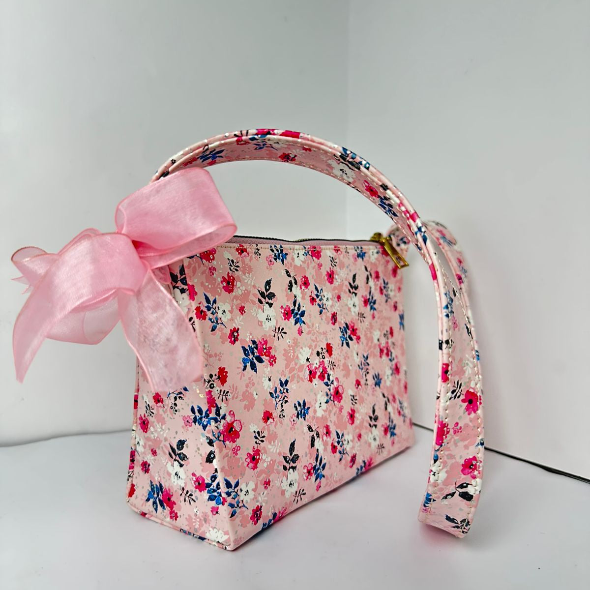 Floral Arm Pit Handbag with Bow Accent